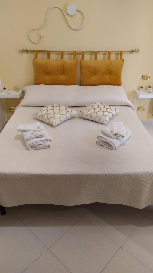 B&B Regina Del Porto ปอร์โต เอมเปโดเกล ภายนอก รูปภาพ