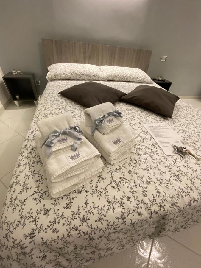 B&B Regina Del Porto ปอร์โต เอมเปโดเกล ภายนอก รูปภาพ