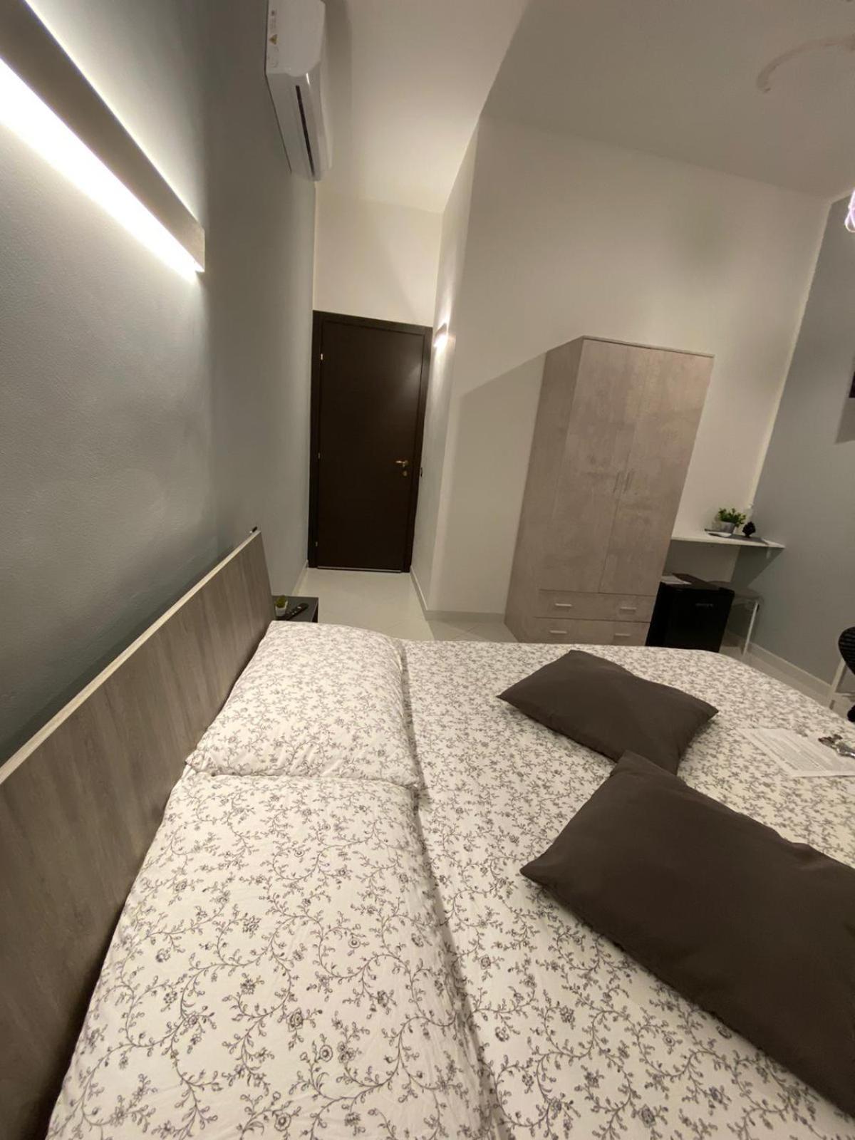 B&B Regina Del Porto ปอร์โต เอมเปโดเกล ห้อง รูปภาพ