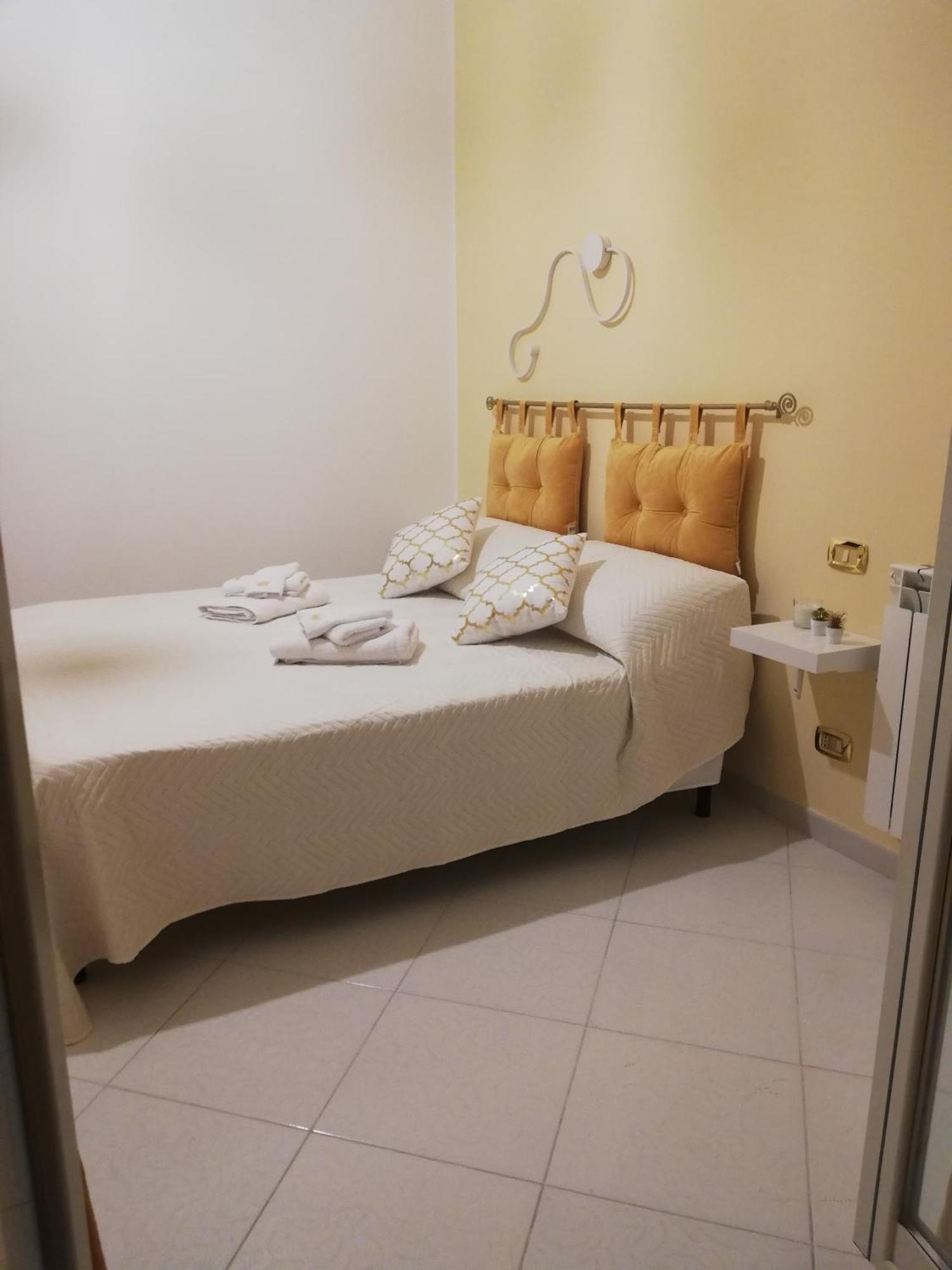 B&B Regina Del Porto ปอร์โต เอมเปโดเกล ห้อง รูปภาพ